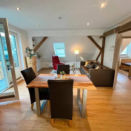 Seeblick Apartment *